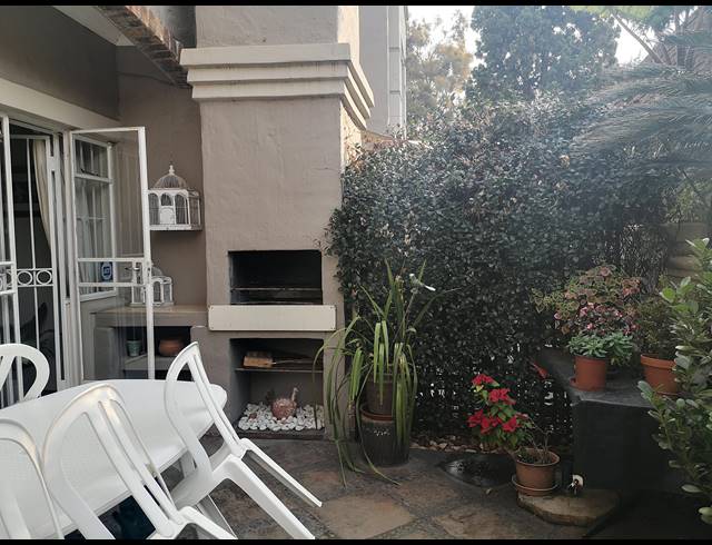 3 BEDROOM TOWNHOUSE FOR SALE IN BRUMMERIA